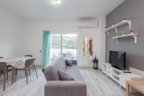 Balcon de la Mina Suites - AirCon and Terrace with views